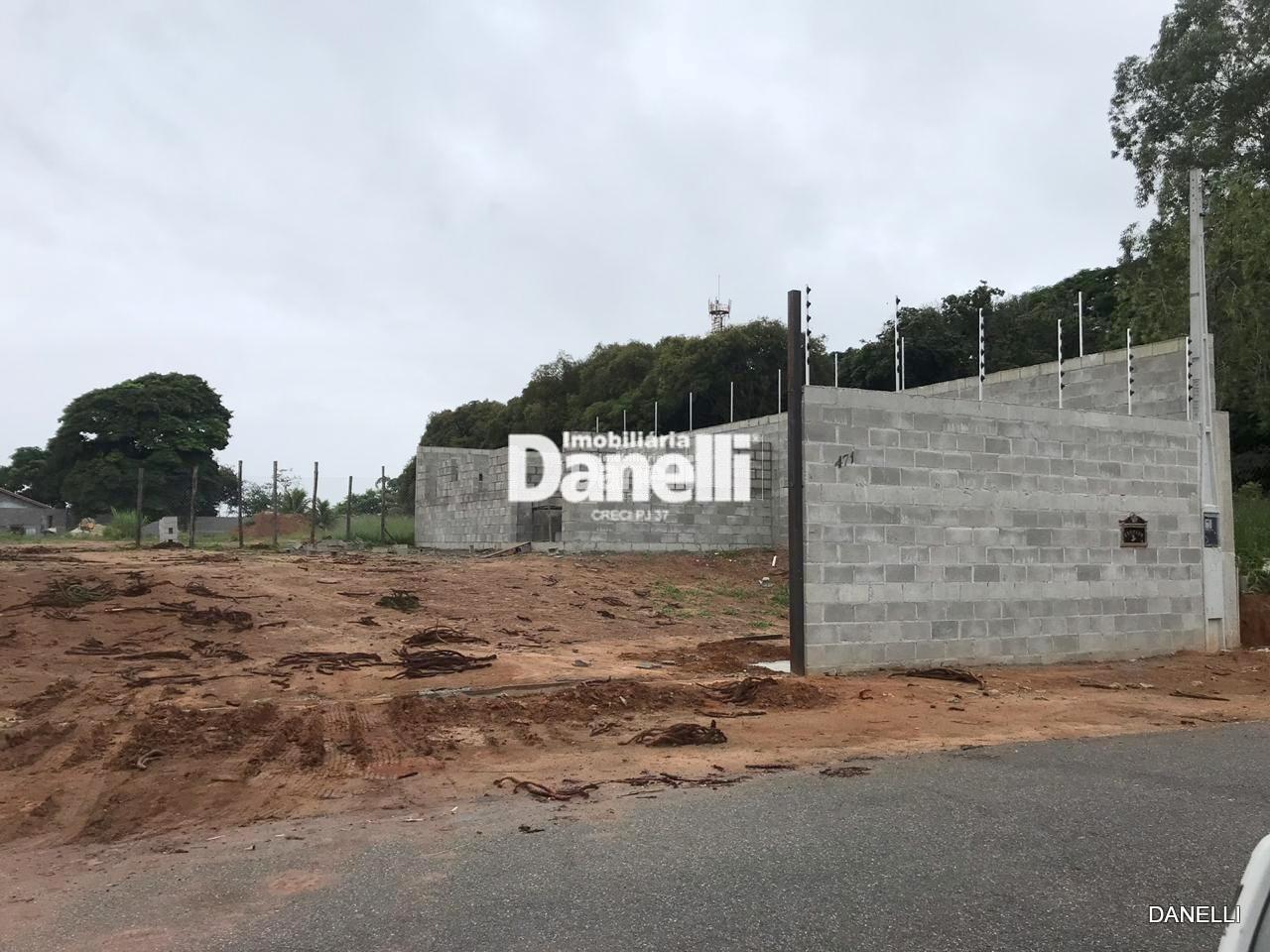 Área à venda no Jardim Santa Tereza: 